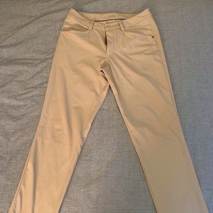Lululemon ABC Pant (30 - Light Sand)